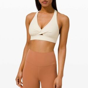 Lululemon Sweet Awakenings Bra B/C Cup Ice Cap NWT Sz 10